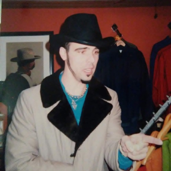 Meet your Posher, Noah........(rEv) - Picture 2 of 15